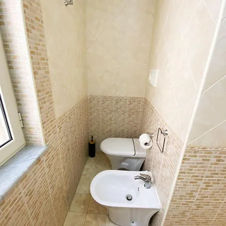 Vecchia Pignasecca Appartamento *