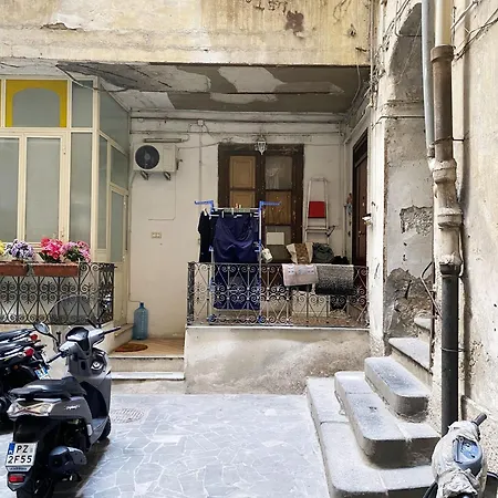 Vecchia Pignasecca * Νάπολη